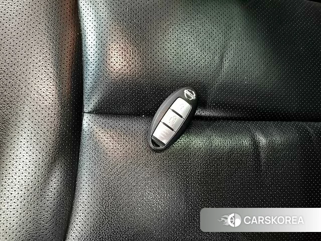 Nissan Qijun 2019 Белый из Китая, фото 2