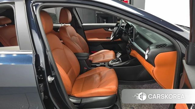Kia The New K3 2nd generation 2021 Синий из Кореи, фото 2