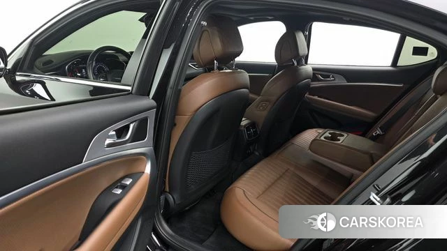 Genesis G70 2018 Черный из Кореи, фото 2