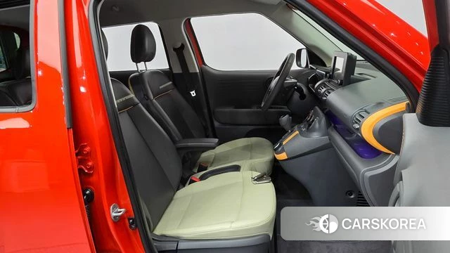 Hyundai Casper 2022 Красный из Кореи, фото 2