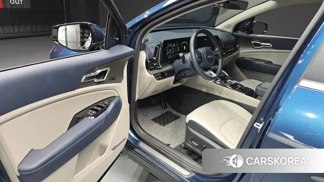 Kia Sportage 5th Generation Hybrid 2024 Синий из Кореи, фото 2