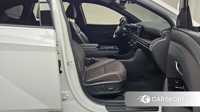 Hyundai The New Tucson (NX4) 2024 Белый из Кореи, фото 2