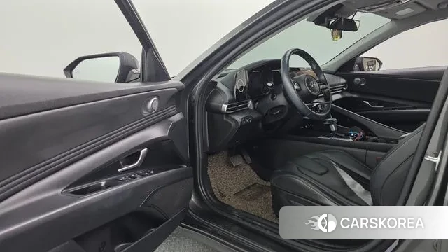 Hyundai Avante Hybrid (CN7) 2021 Серый из Кореи, фото 2