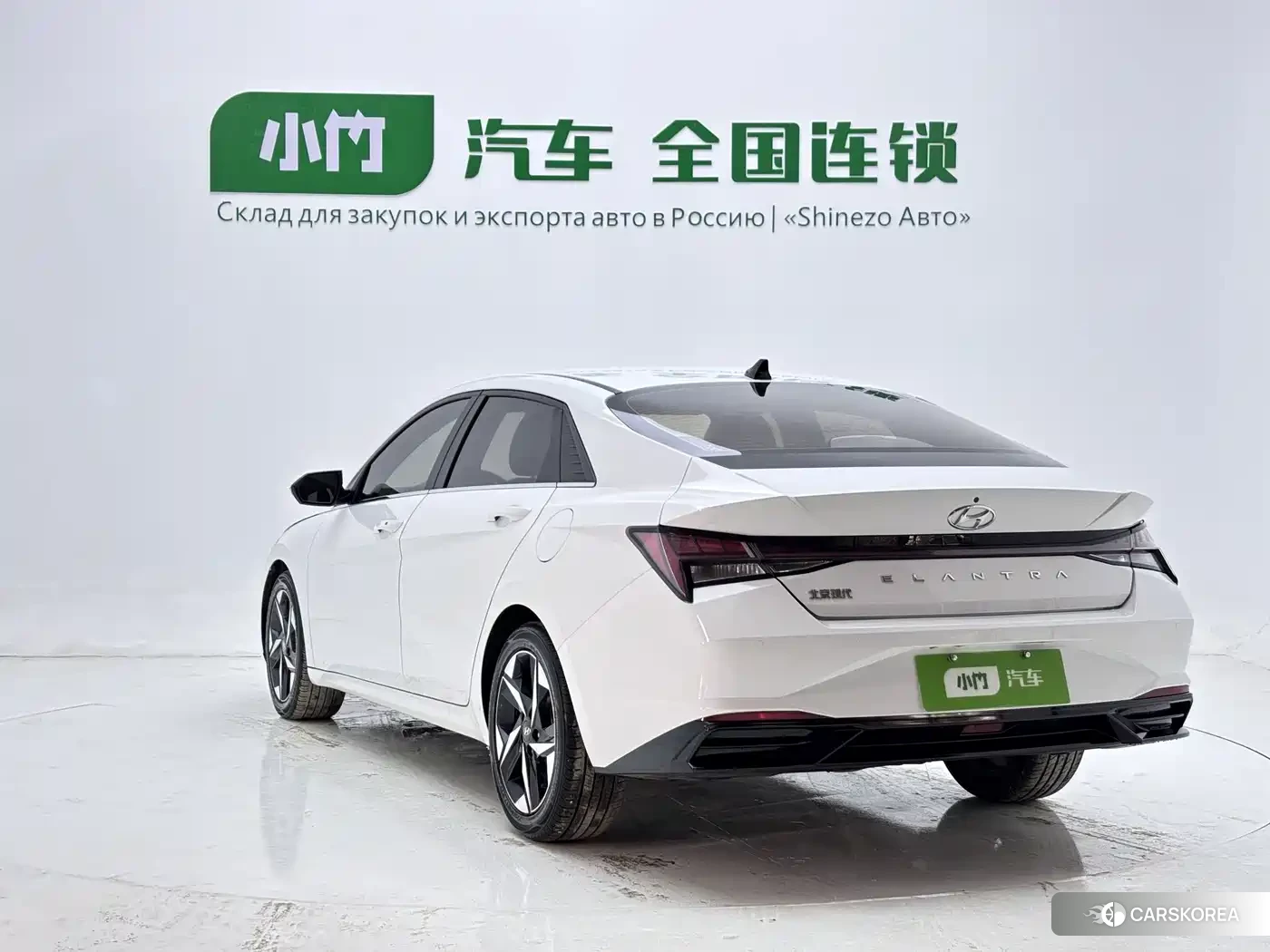 Hyundai Elantra 2023 Белый из Китая, фото 2