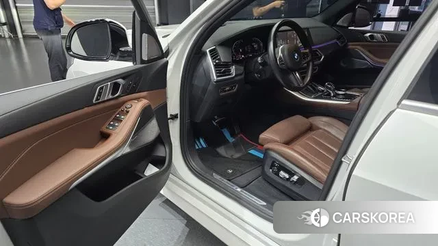 BMW X5 (G05) 2021 Белый из Кореи, фото 2