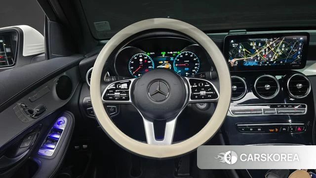 Mercedes-Benz GLC-Class X253 2021 Белый из Кореи, фото 2