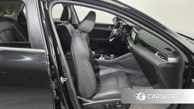 Kia K5 3rd generation 2022 Черный из Кореи, фото 2