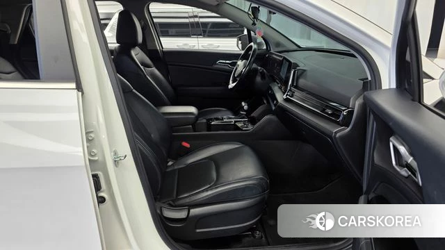 Kia Sportage 5th Generation 2022 Белый из Кореи, фото 2