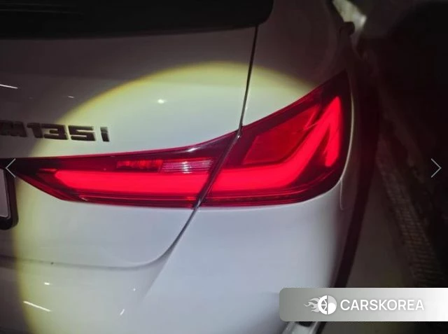 BMW 1 Series (F40) 2024 Белый из Кореи, фото 2