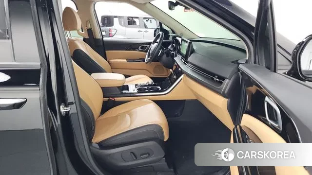 Kia Carnival 4th generation 2023 Черный из Кореи, фото 2