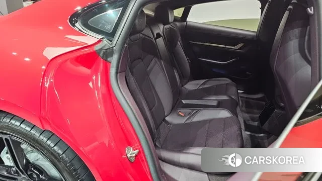 Porsche Taycan 2021 Красный из Кореи, фото 2