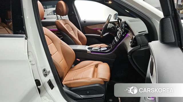 Mercedes-Benz GLC-Class X253 2022 Белый из Кореи, фото 2