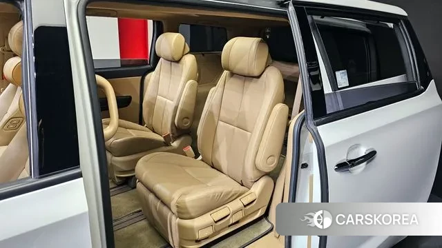 Kia The New Carnival 2019 Белый из Кореи, фото 2