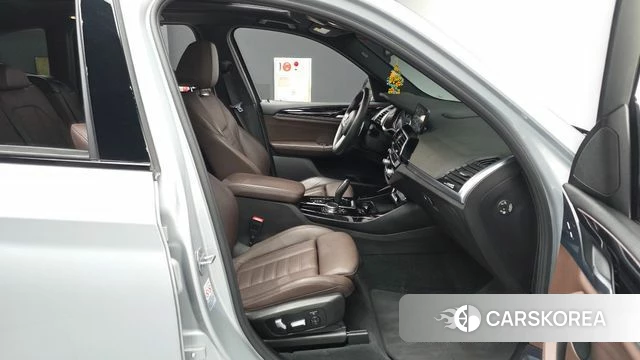 BMW X3 (G01) 2018 Серебряный из Кореи, фото 2