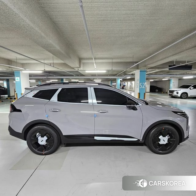 Kia The New Sportage 5th Generation Hybrid 2026 Серебристо-серый из Кореи, фото 2