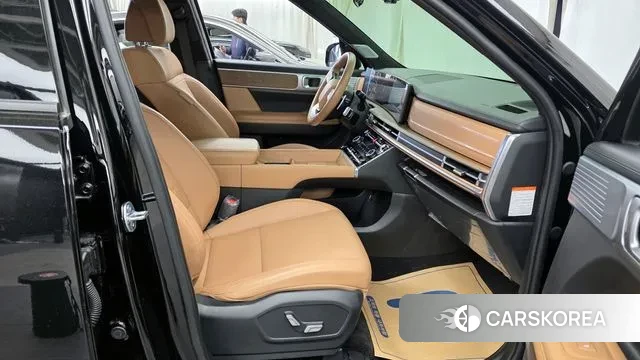 Hyundai Santa Fe (MX5) 2024 Черный из Кореи, фото 2