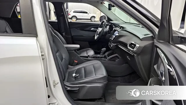 Chevrolet (GM Daewoo) Trailblazer 2021 Белый из Кореи, фото 2