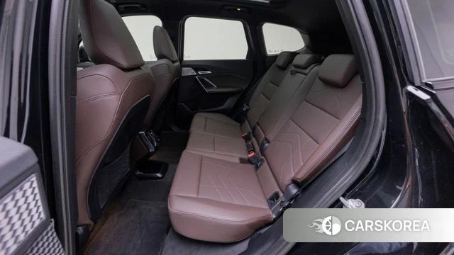 BMW X1 (U11) 2023 Черный из Кореи, фото 2