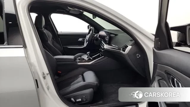 BMW M3 (G80) 2024 Серебристо-серый из Кореи, фото 2