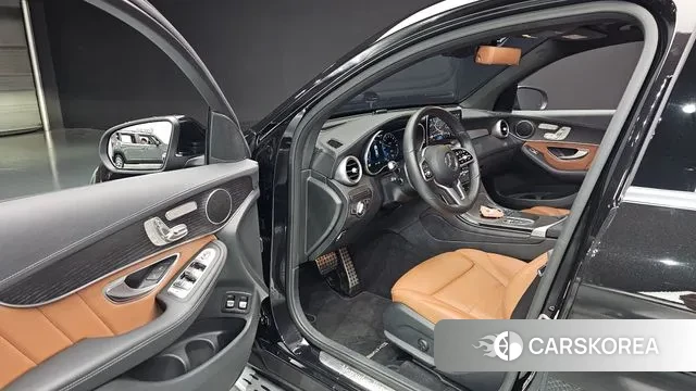 Mercedes-Benz GLC-Class X253 2022 Черный из Кореи, фото 2