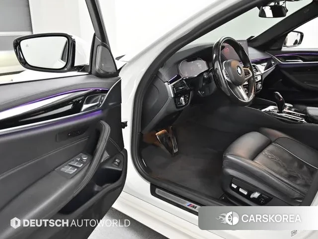 BMW 5 Series (G30) 2022 Белый из Кореи, фото 2