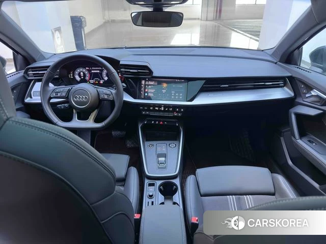 Audi A3 2023 Зеленый из Китая, фото 2