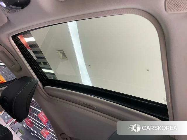 Toyota Camry 2025 Белый из Китая, фото 2