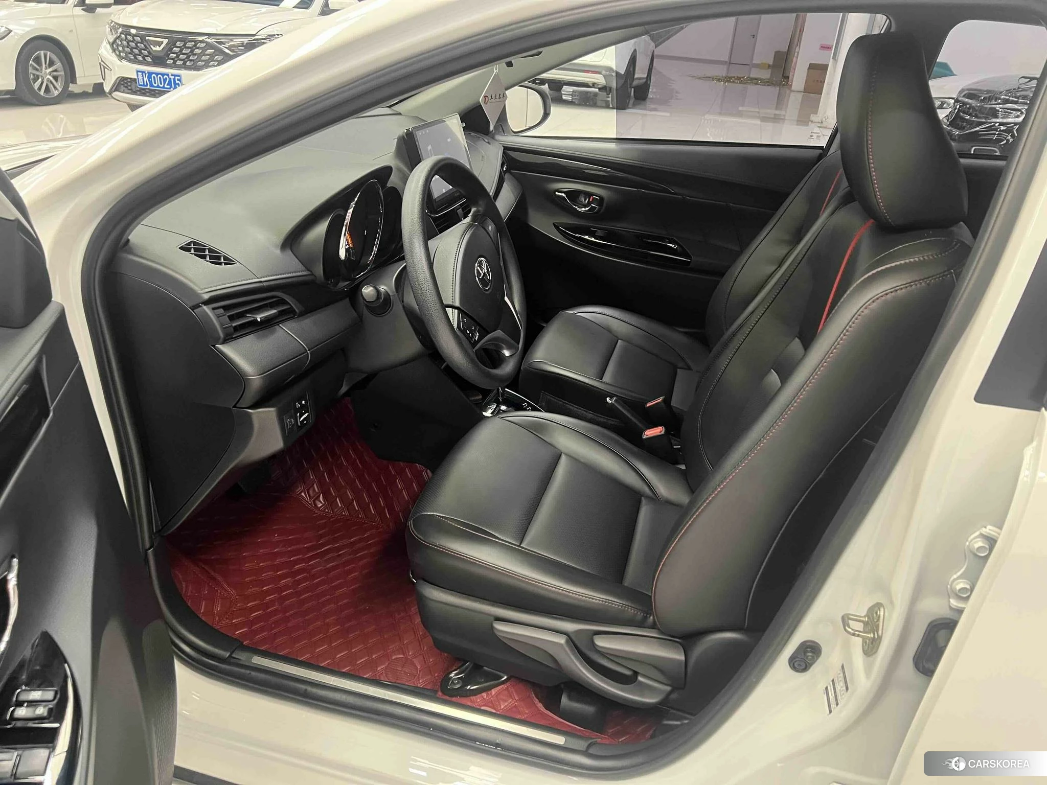 Toyota YARIS L Zhixuan 2021 Белый из Китая, фото 2