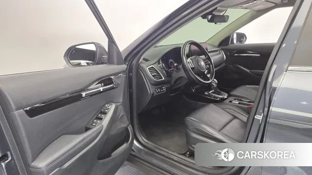 Kia Seltos 2020 Серый из Кореи, фото 2