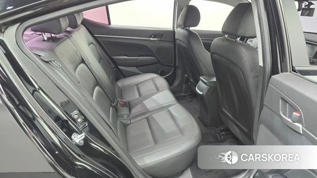 Hyundai Avante AD 2018 Черный из Кореи, фото 2