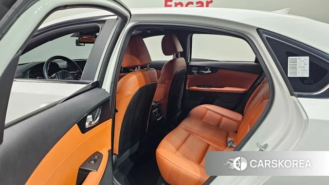 Kia The New K3 2nd generation 2024 Белый из Кореи, фото 2