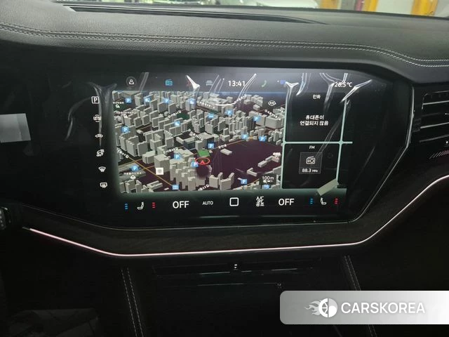 Volkswagen Touareg 3rd generation 2026 Белый из Кореи, фото 2