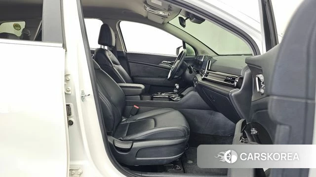 Kia Sportage 5th Generation 2023 Белый из Кореи, фото 2