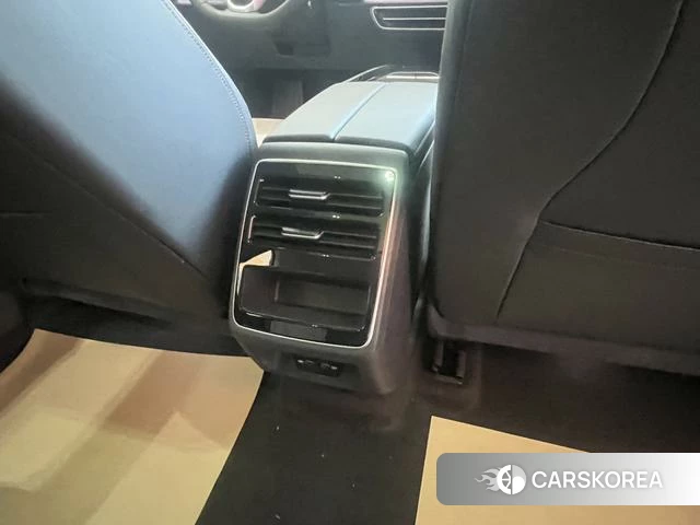 Volkswagen ID.7 VIZZION 2025 Серебристо-серый из Китая, фото 2