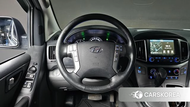 Hyundai The New Grand Starex 2018 Серебряный из Кореи, фото 2