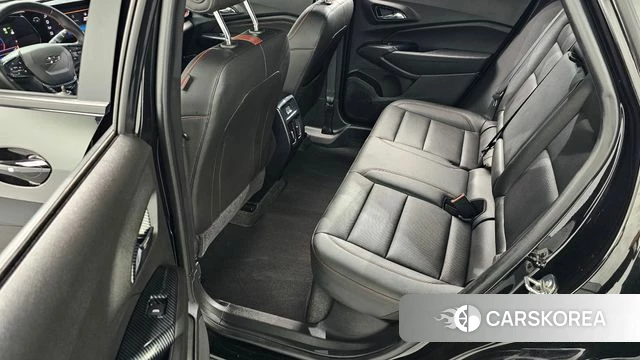 Chevrolet (GM Daewoo) Trax Crossover 2024 Черный из Кореи, фото 2