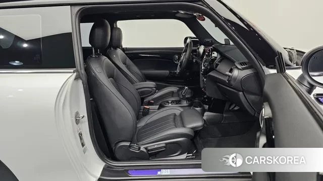 Mini Cooper S 2024 Белый из Кореи, фото 2