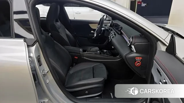 Mercedes-Benz CLA-Class C118 2023 Серебряный из Кореи, фото 2