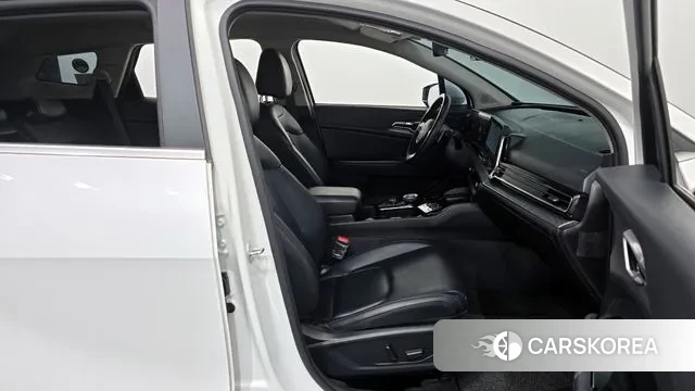 Kia Sportage 5th Generation 2022 Белый из Кореи, фото 2