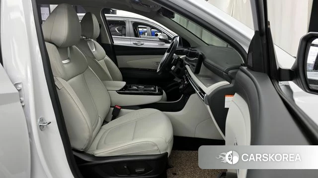 Hyundai The New Tucson Hybrid (NX4) 2025 Белый из Кореи, фото 2