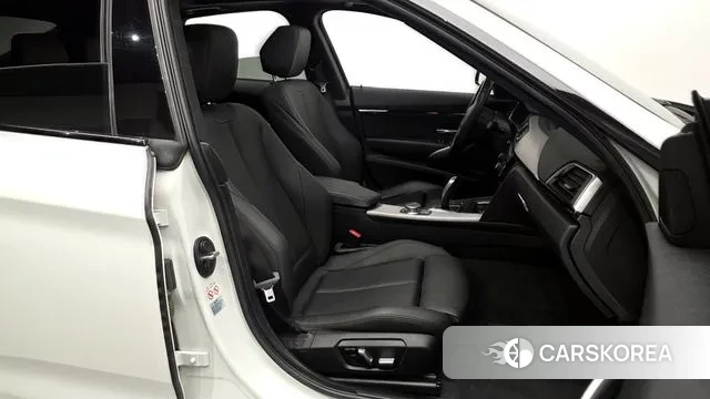 BMW 3 Series GT (F34) 2020 Белый из Кореи, фото 2