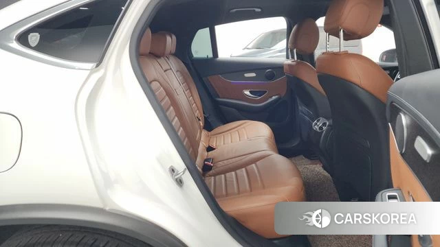 Mercedes-Benz GLC-Class X253 2023 Белый из Кореи, фото 2
