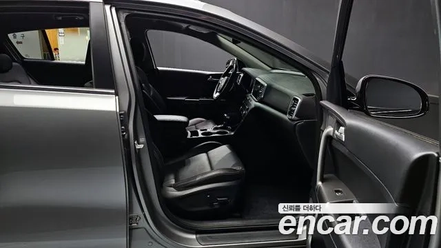 Kia Sportage The Bold 2020 Серебристо-серый из Кореи, фото 2