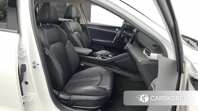 Kia K5 3rd generation 2022 Белый из Кореи, фото 2