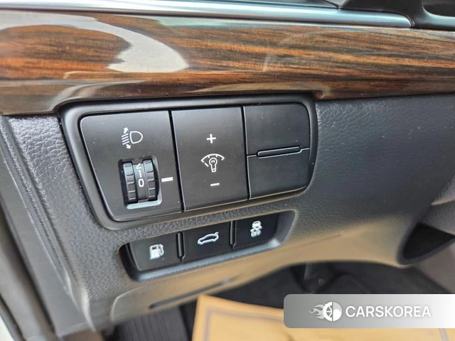 Kia Come New K7 2018 Белый из Кореи, фото 2