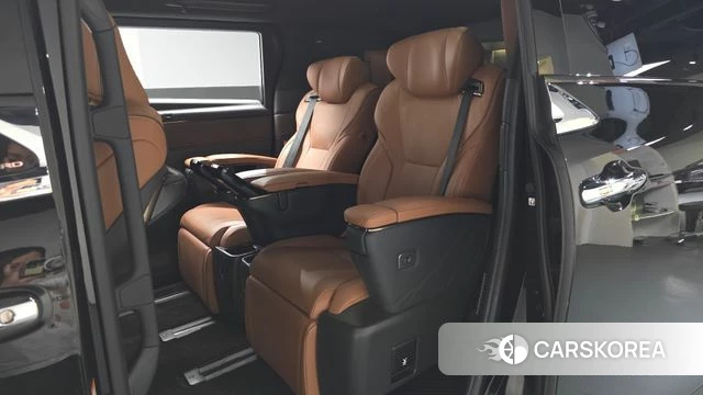 Toyota Alphard 4th Generation 2025 Черный из Кореи, фото 2