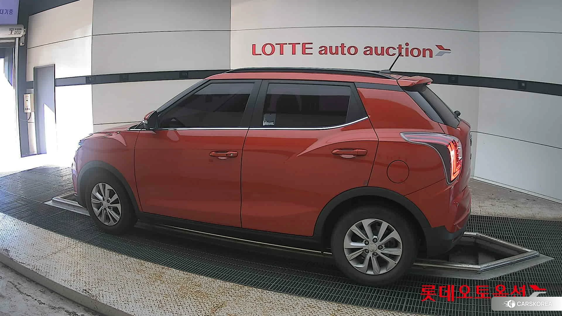 SsangYong Tivoli 2021 Orange Pop из Кореи, фото 2
