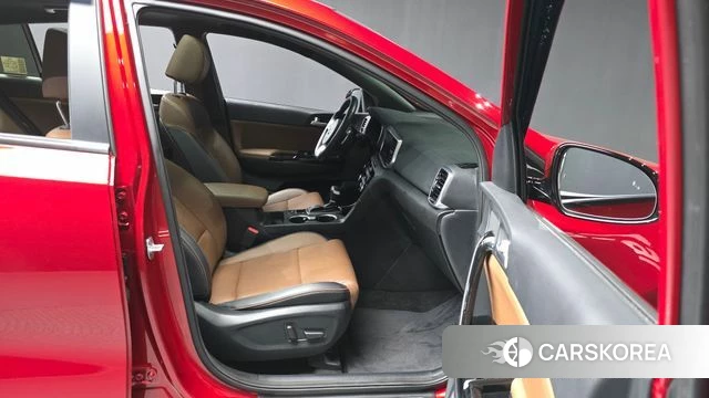 Kia Sportage The Bold 2021 Красный из Кореи, фото 2