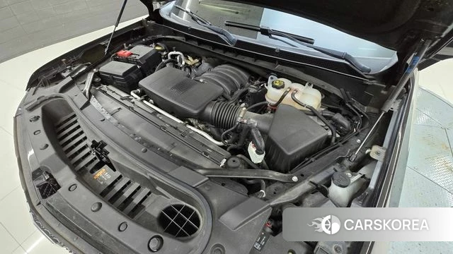 Cadillac Escalade 5th Generation 2023 Черный из Кореи, фото 2