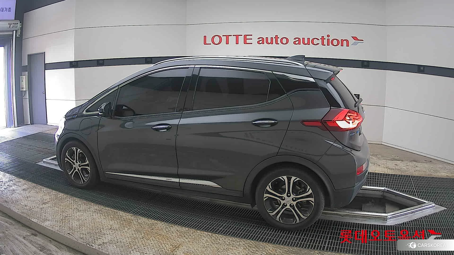Korea G M Bolt (EV) 2019 Metallic Gray из Кореи, фото 2